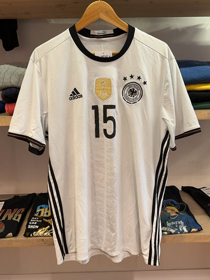 2016-2017 Germany Adidas Home Football Shirt Julian Weigl 15 - XL