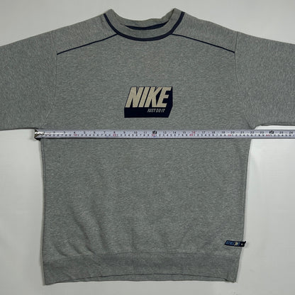 M - Vintage 2000's Nike Sweatshirt