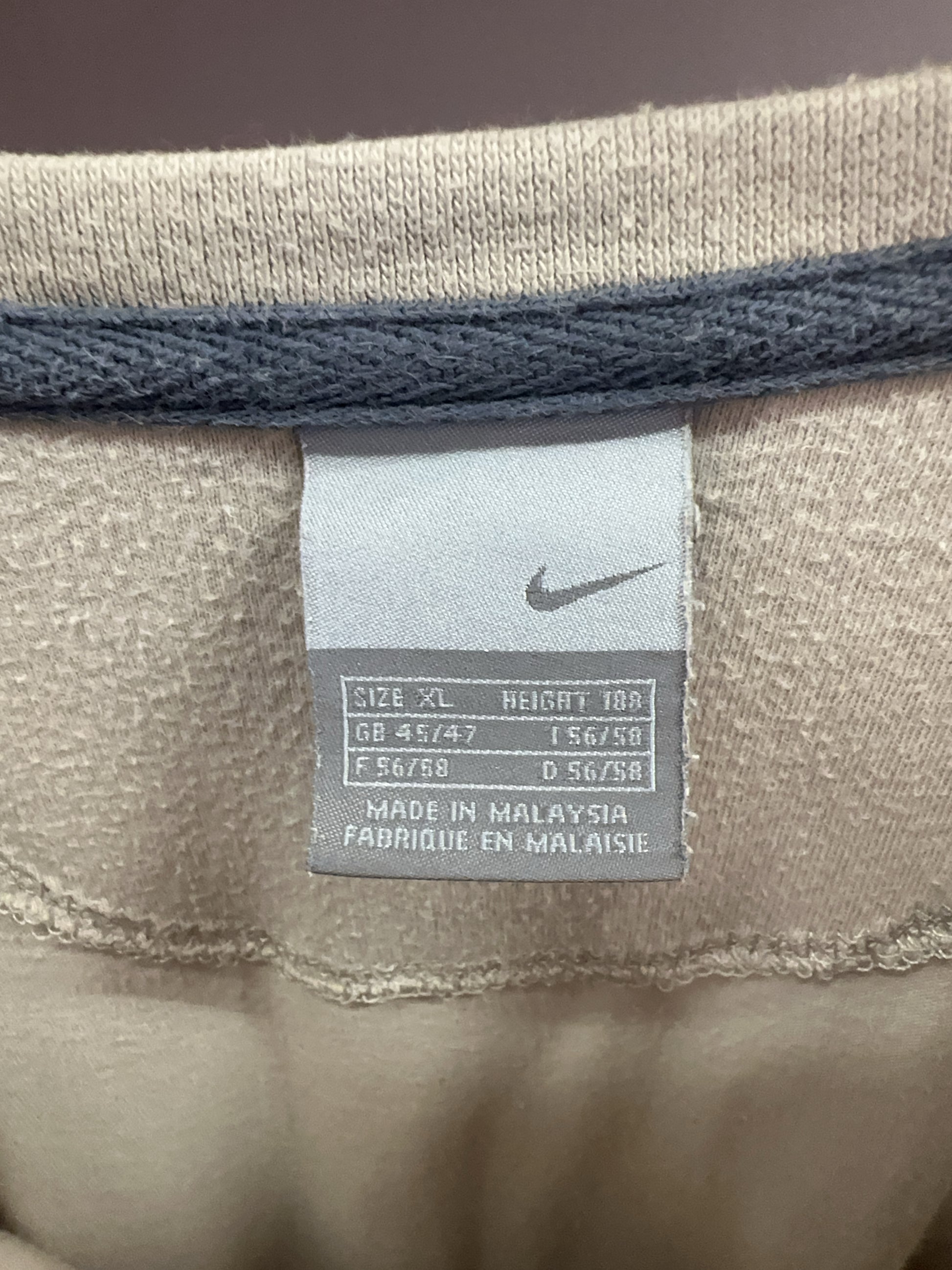XL - Vintage 1990's Total 90's Nike Longsleeve