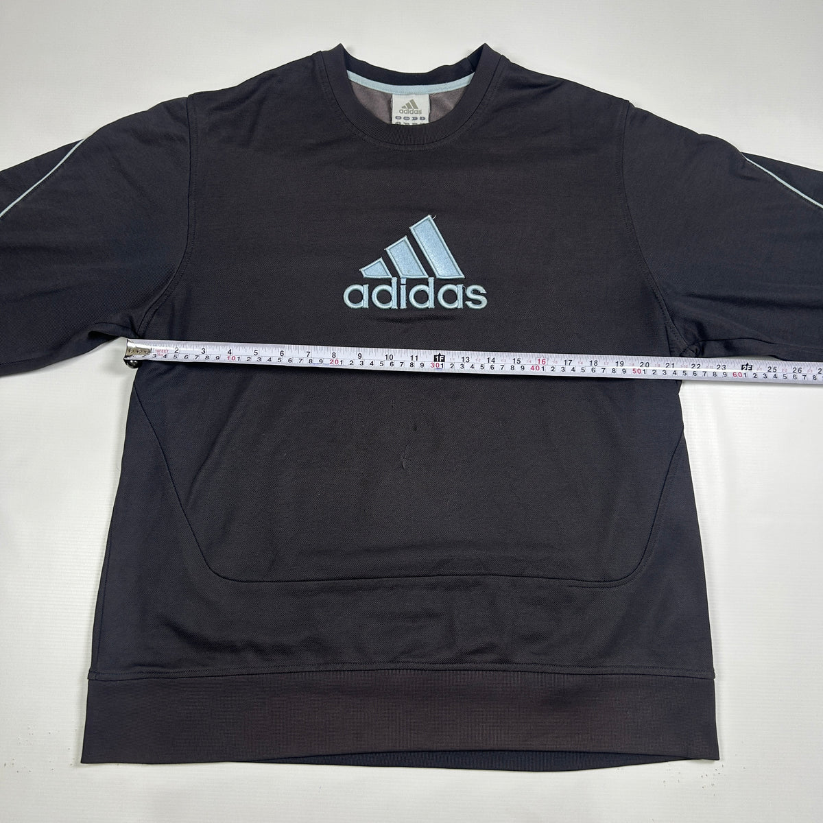 L - Vintage 2000's Adidas Sweatshirt