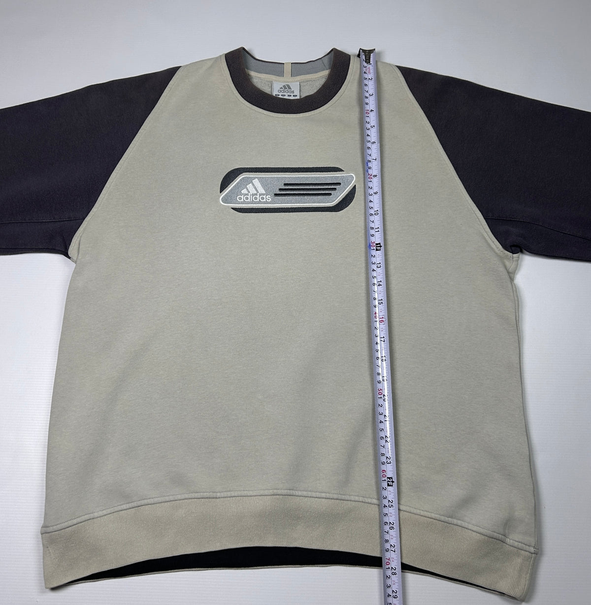 L - Vintage 2000's Adidas Sweatshirt