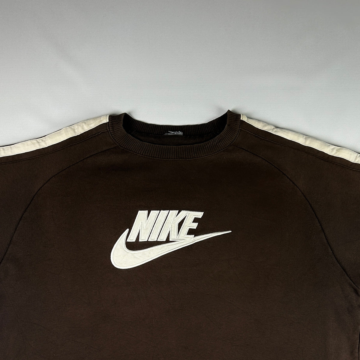 L - Vintage 2000's Nike Sweatshirt