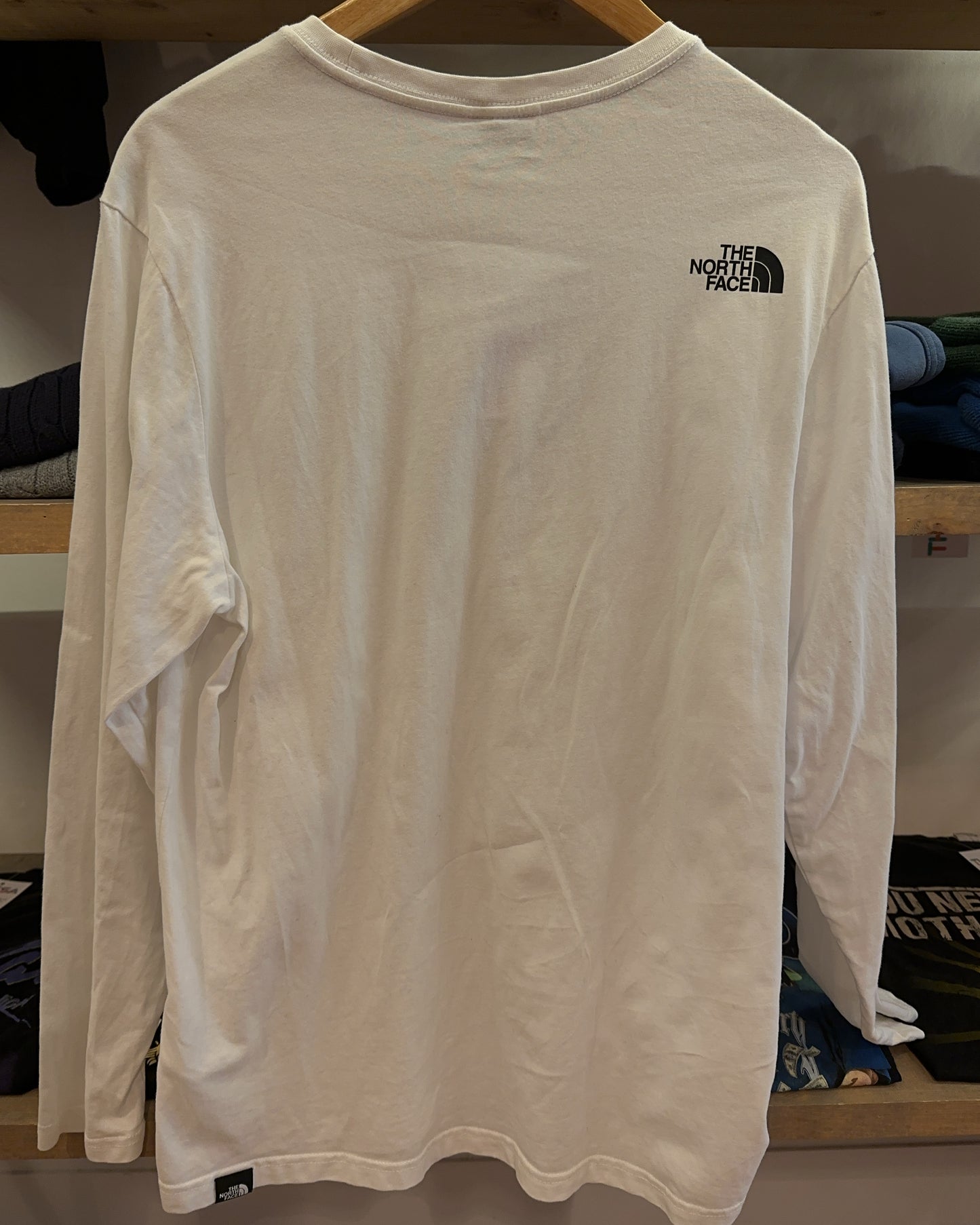 M - The North Face T-shirt
