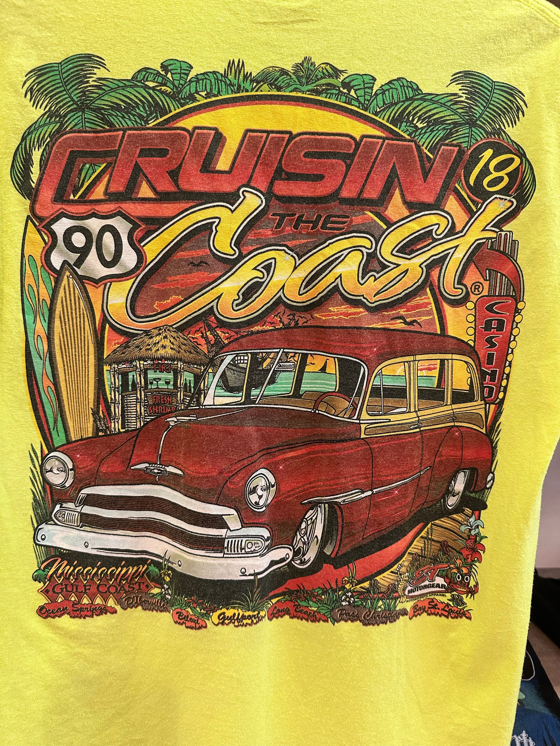 M - Cruisin the Coast Mississippi Gulf Coast Graphic T-Shirt