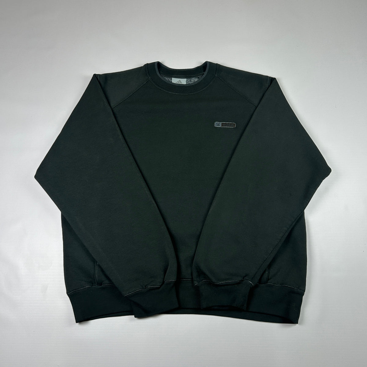 S - Vintage 2000's Adidas Sweatshirt
