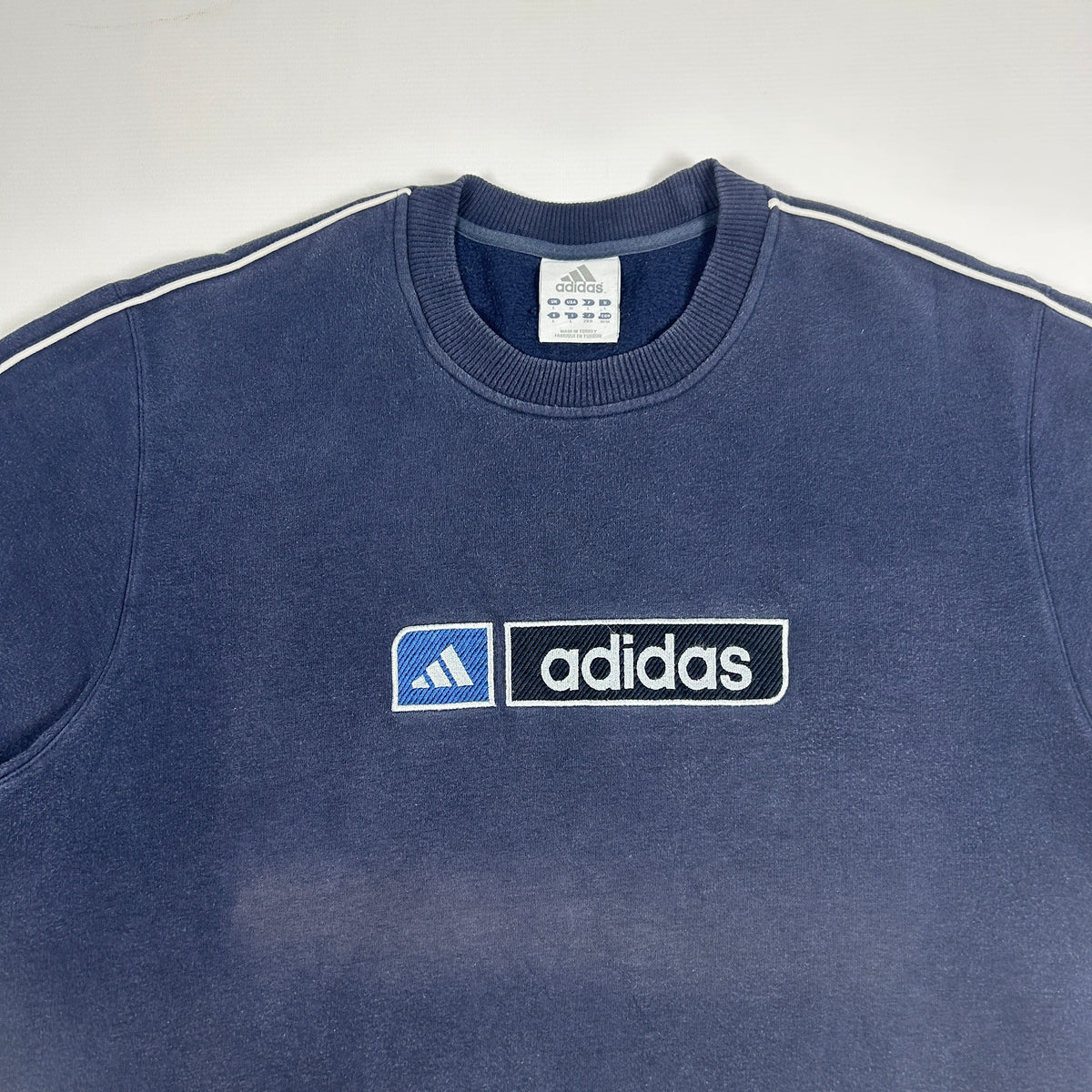 L - Vintage 2000's Adidas Sweatshirt