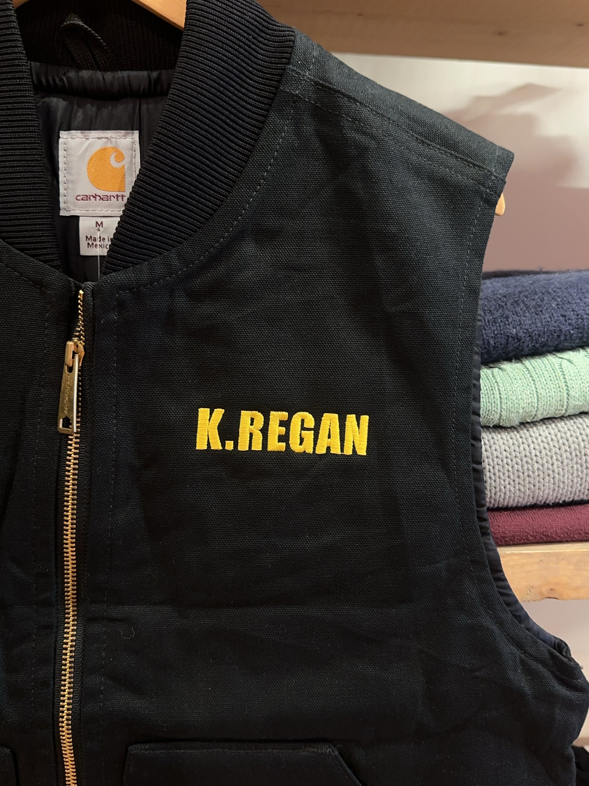 Vintage 2000's Carhartt Puffer Vest - M