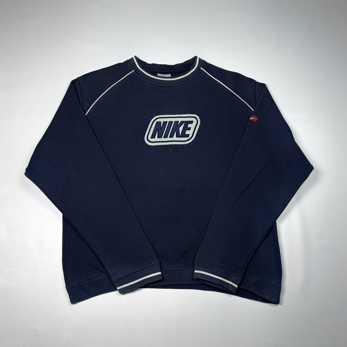 M - Vintage 2000's Nike Sweatshirt