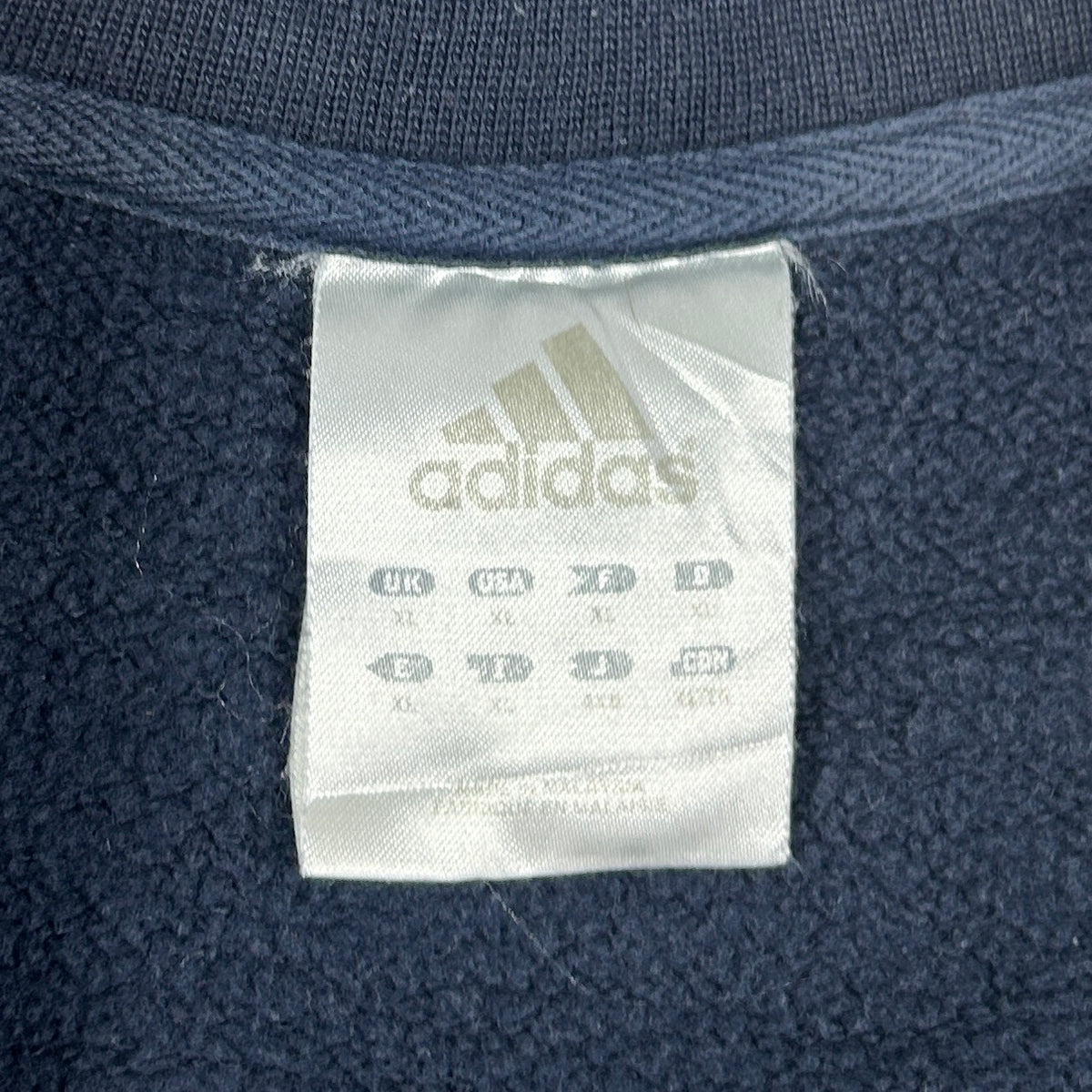 XL - Vintage 2000's Adidas Sweatshirt