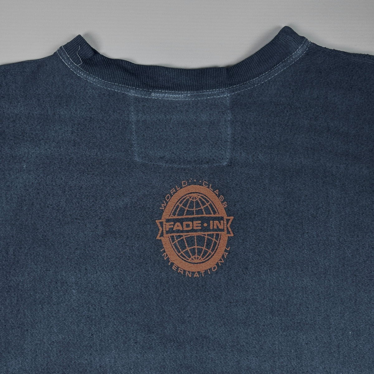 L - Earth Fair 1990's Seattle Washington Graphic Sweatshirt