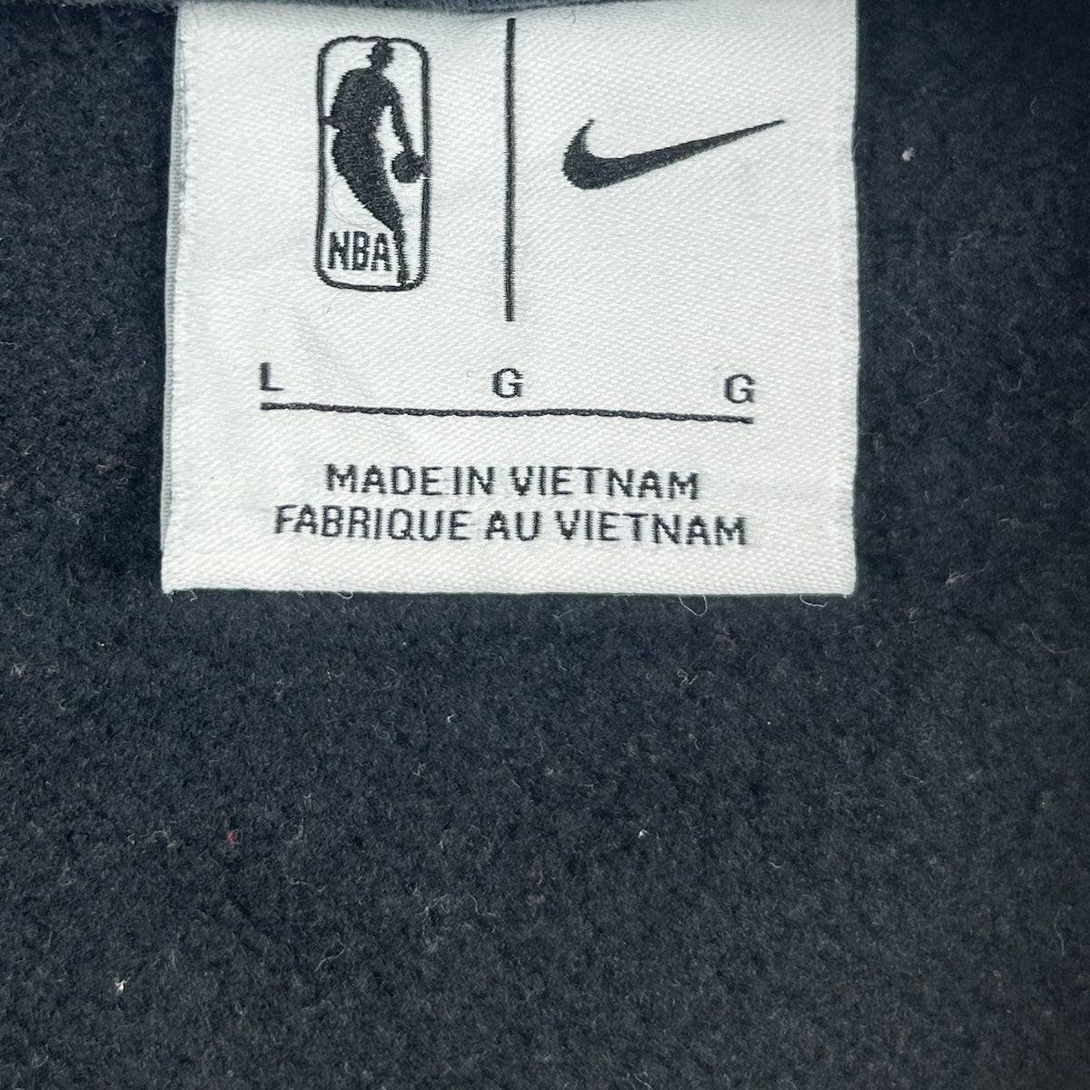 L - 2010's Nike NBA Milwaukee Bucks Crewneck Sweatshirt