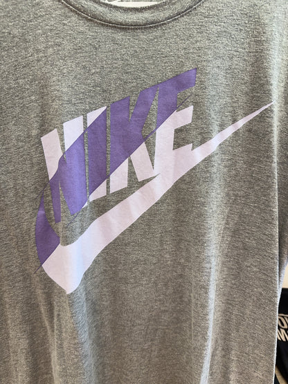 M - Nike T-shirt