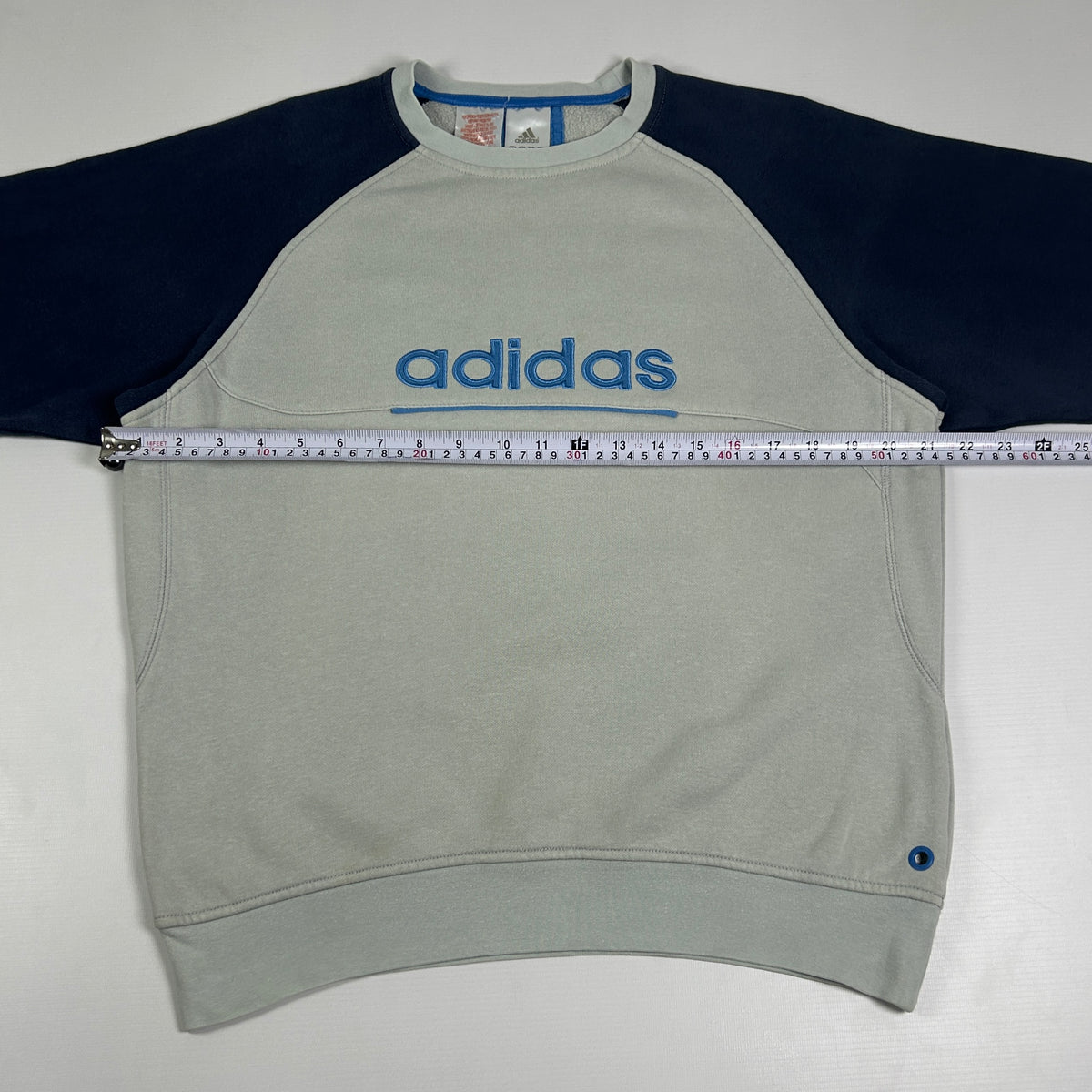 S - Vintage 2000's Adidas Sweatshirt