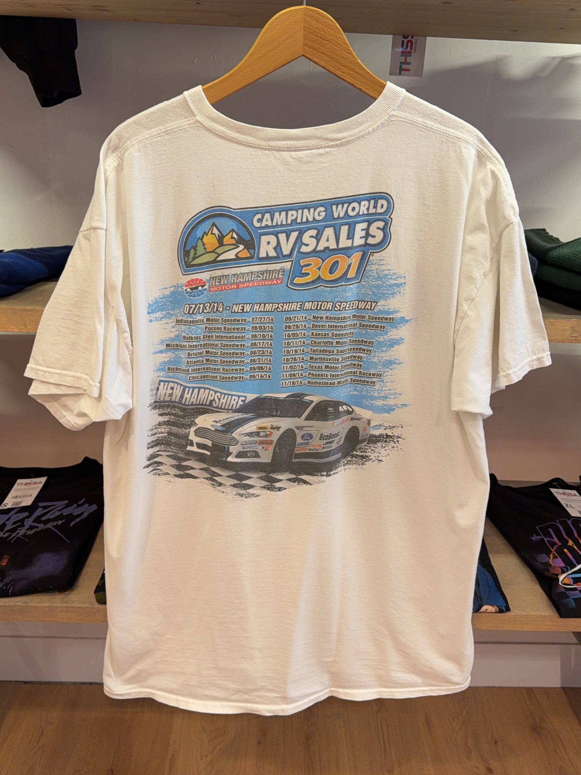 XXL - Vintage 2014 Camping World RV Sales NASCAR T-Shirt