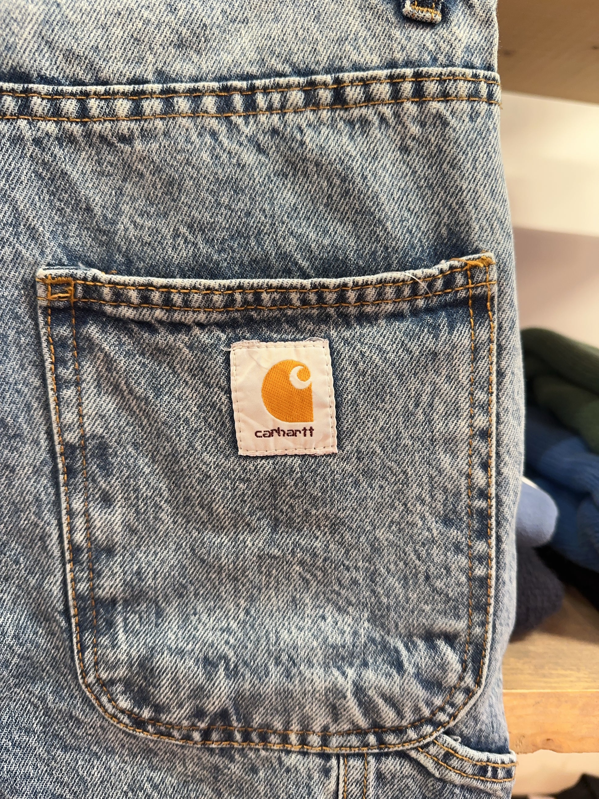 32 - Carhartt Jeans Shorts