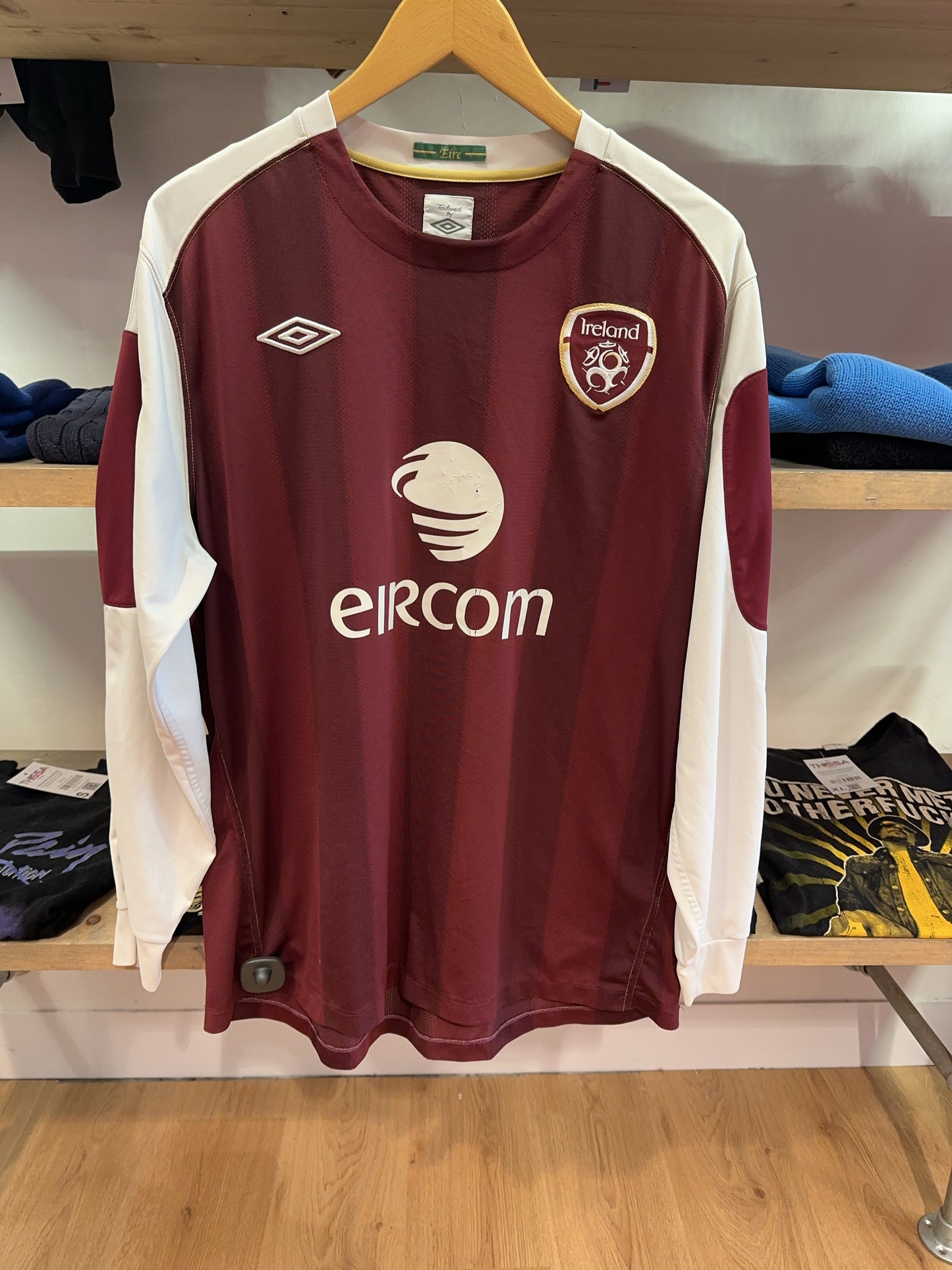 L - 2010-2012 Ireland Umbro Home Football Shirt