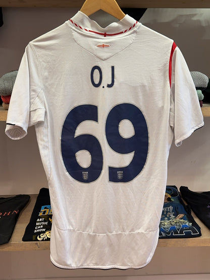 2005-2007 England Umbro Home Football Shirt 69 - S