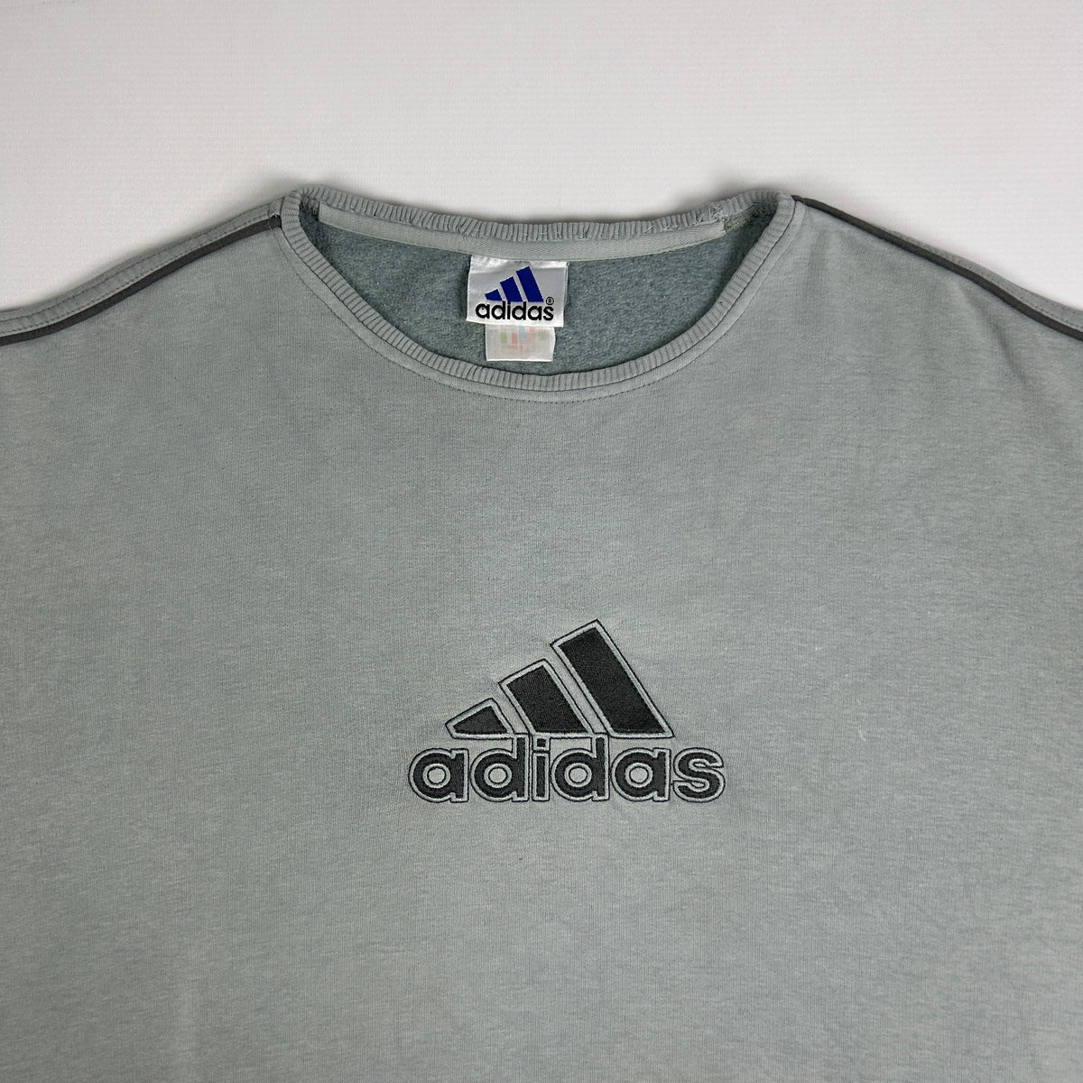 L - Vintage 2000's Adidas Sweatshirt