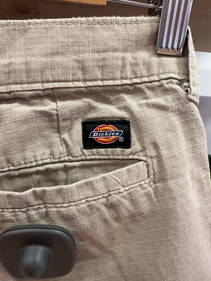 30 - Dickies Shorts
