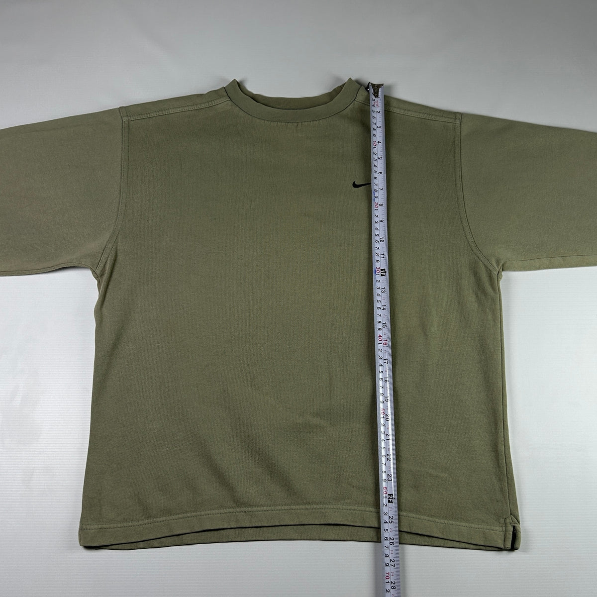 M - 2000's Nike Olive Green Long Sleeve Crewneck T-Shirt