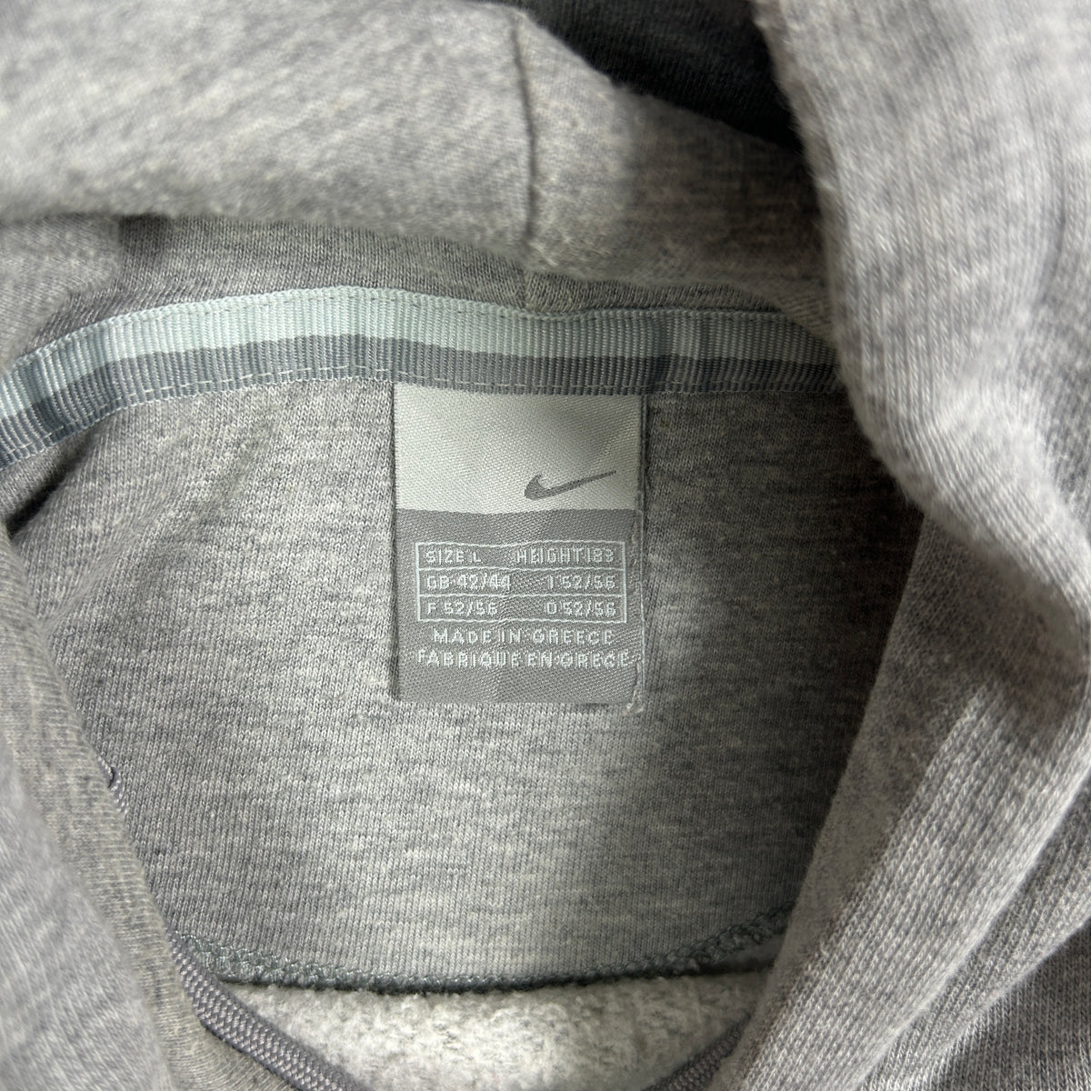 L - Vintage 2000's Nike Hoodie