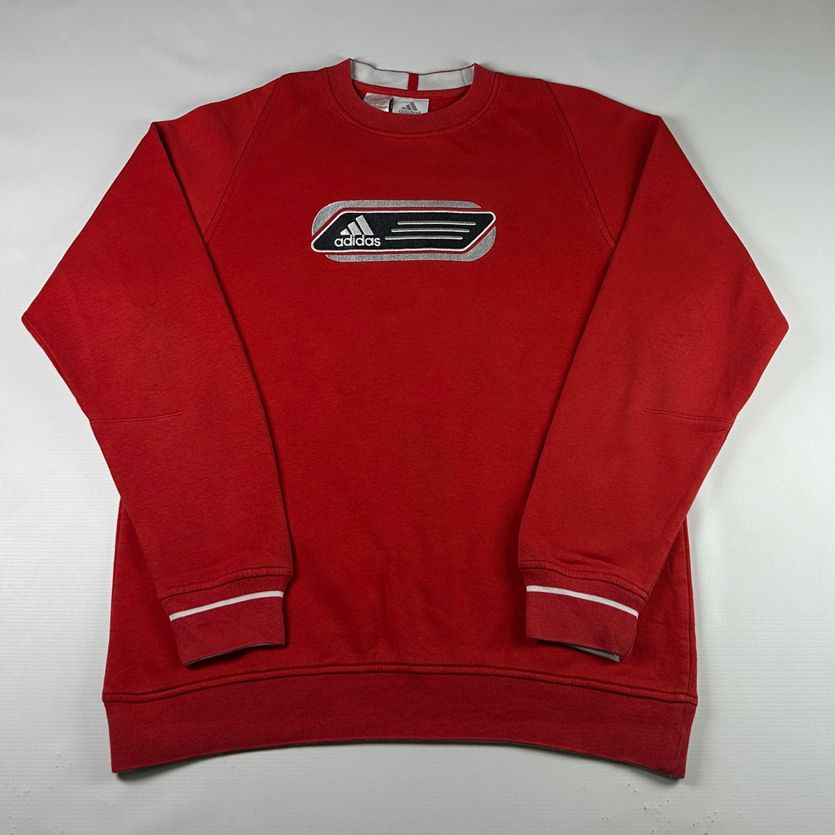 M - Vintage 2000's Adidas Sweatshirt