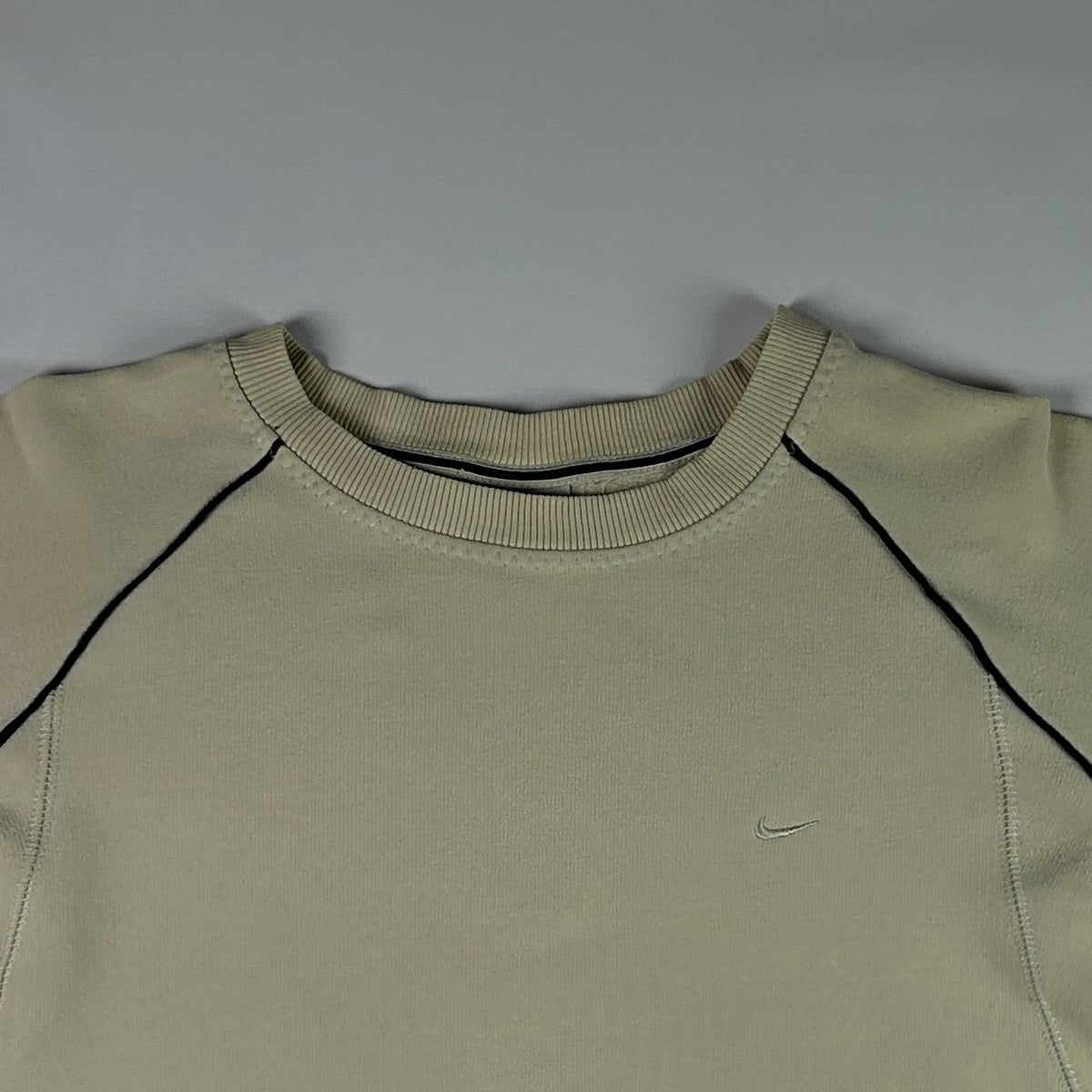 XS - Vintage 2000's Nike Sweatshirt