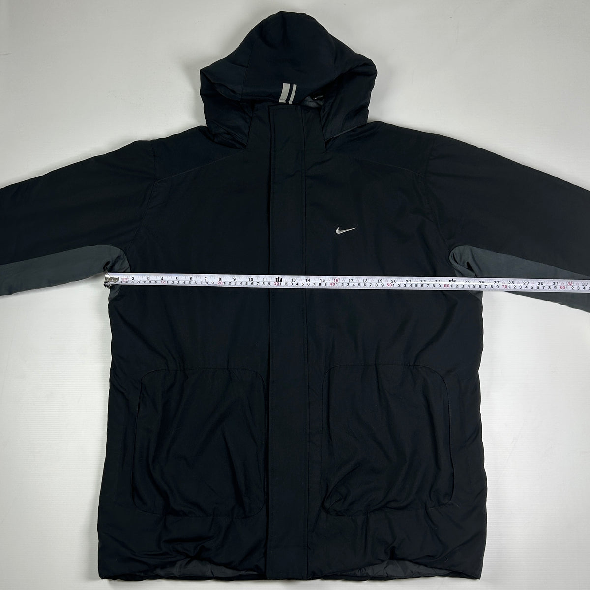 L - Vintage 2000's Nike Padded Jacket