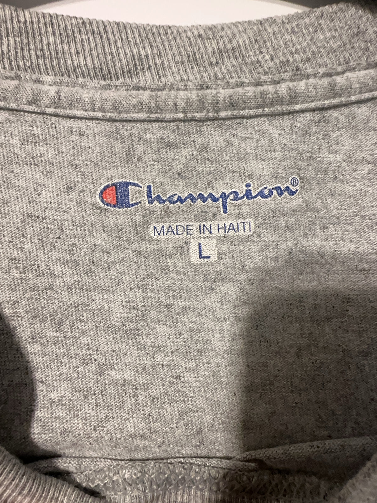 L - Champion Munn Manufacturing Graphic T-Shirt
