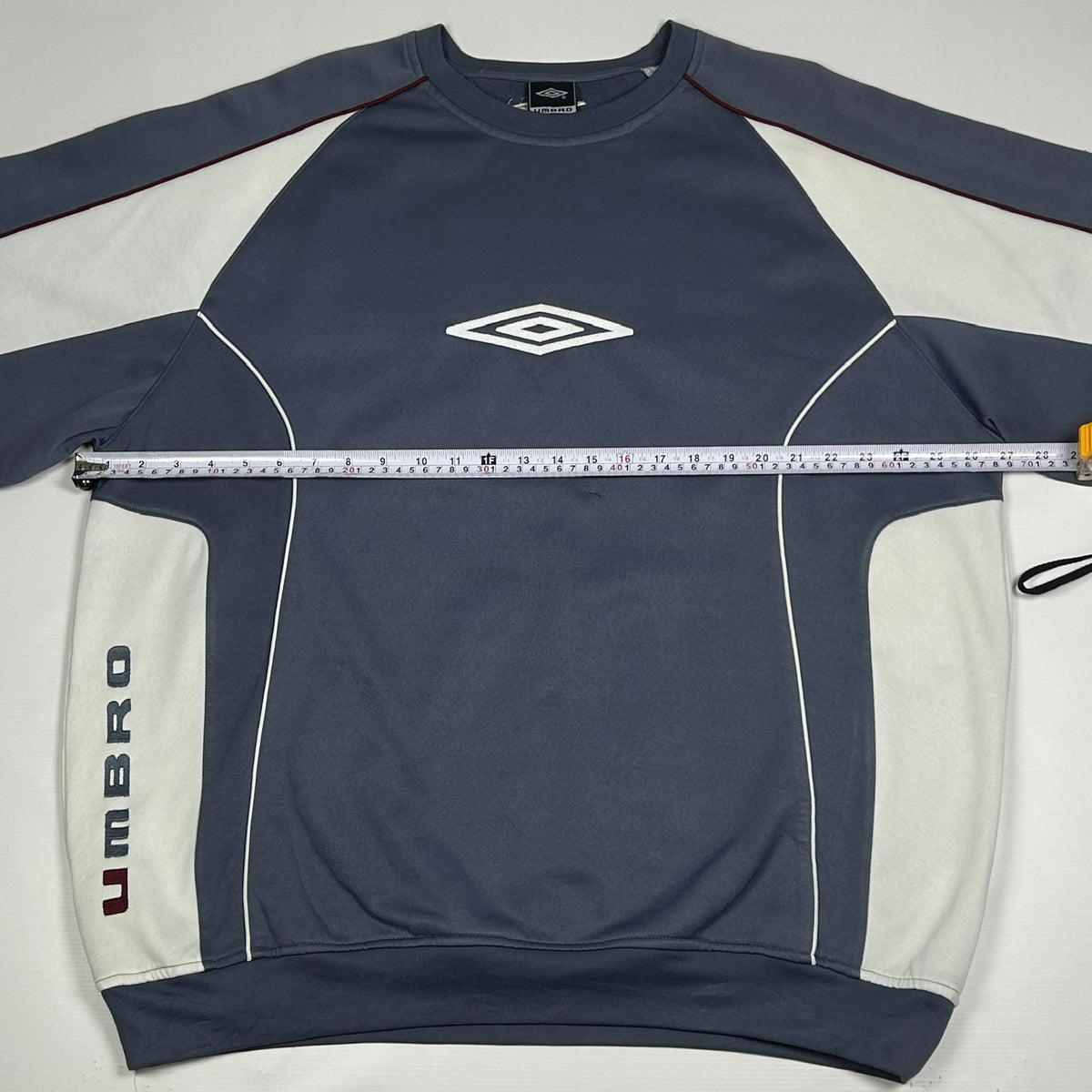 XL - Vintage 2000's Umbro Sweatshirt