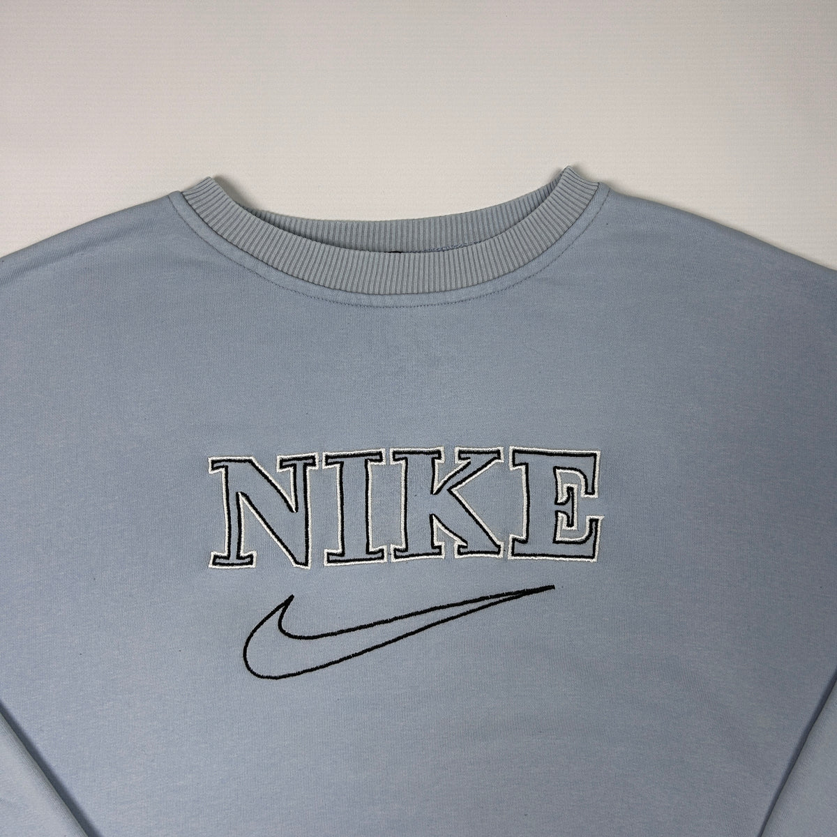 L - Vintage 2000's Nike Sweatshirt