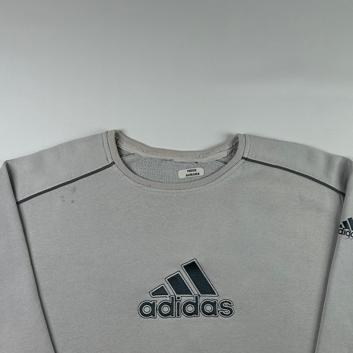 XL - Vintage 2000's Adidas Sweatshirt
