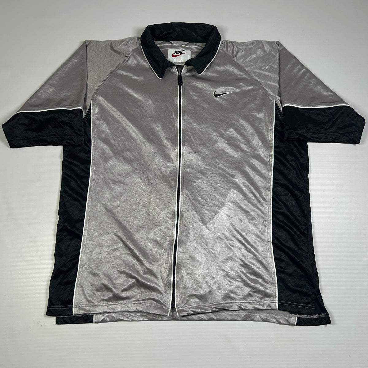 XL - Vintage 1990's Velvet Warm Up Track Nike Shirt