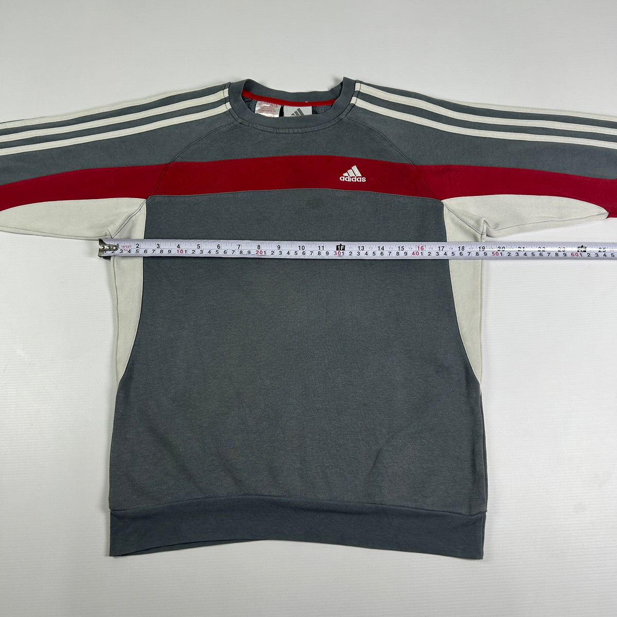 XS - Vintage 2000's Adidas Sweatshirt