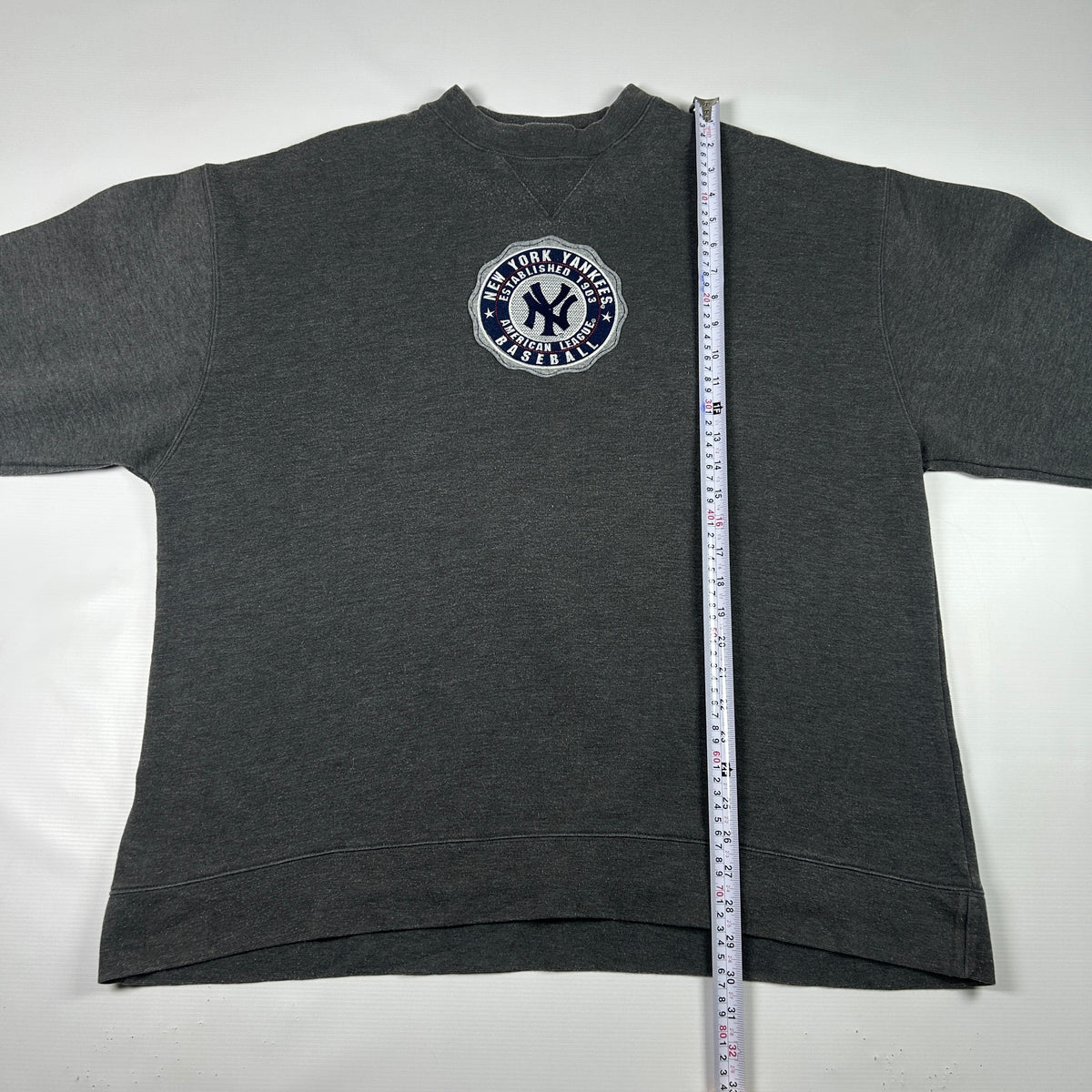 L - Vintage 2000's Adidas New York Yankees MLB Baseball Sweatshirt