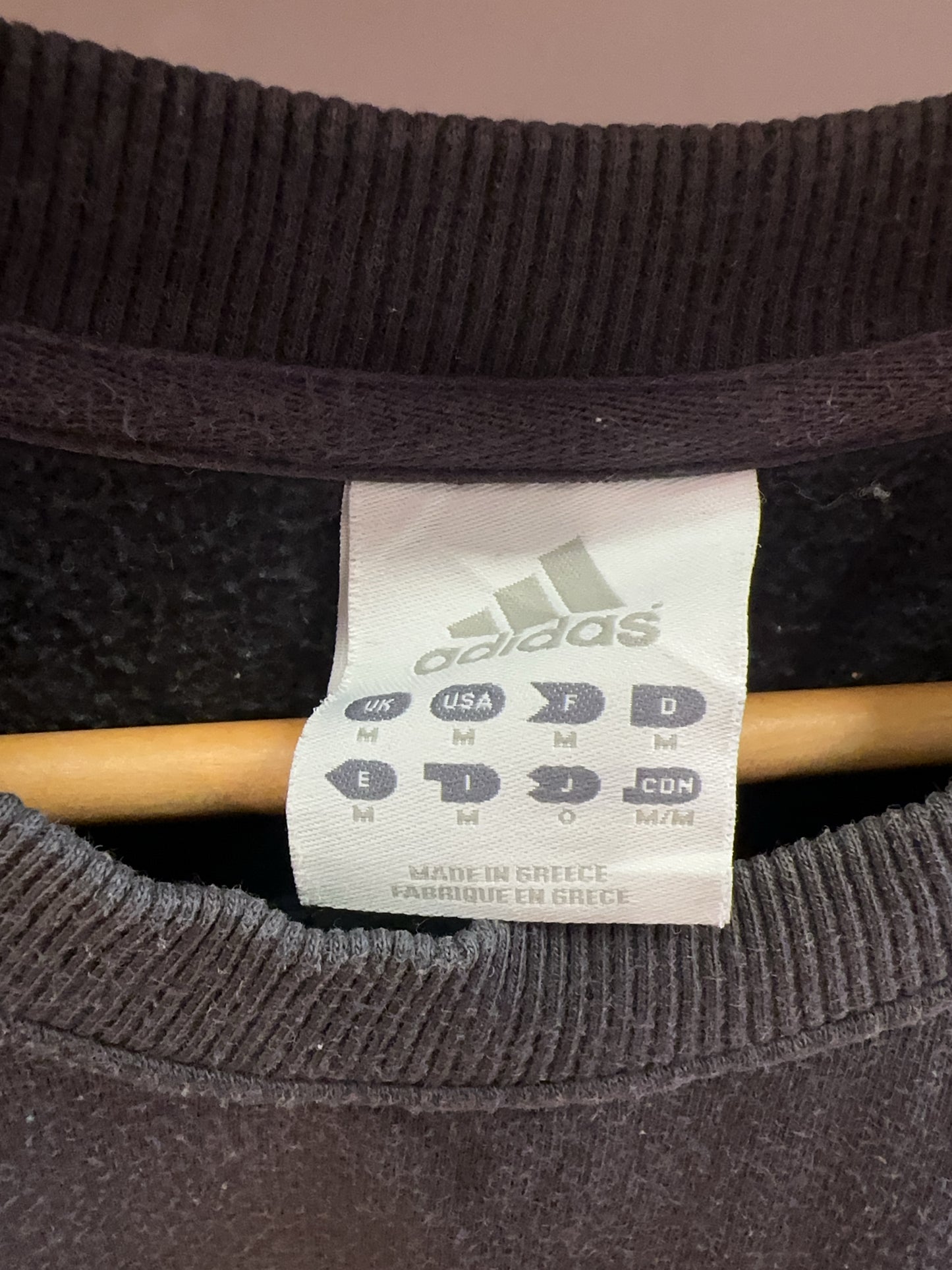 M - Vintage 2000's Adidas Sweatshirt