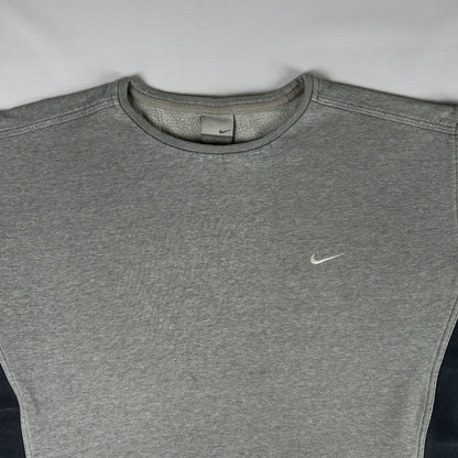 L - Vintage 2000's Nike Sweatshirt
