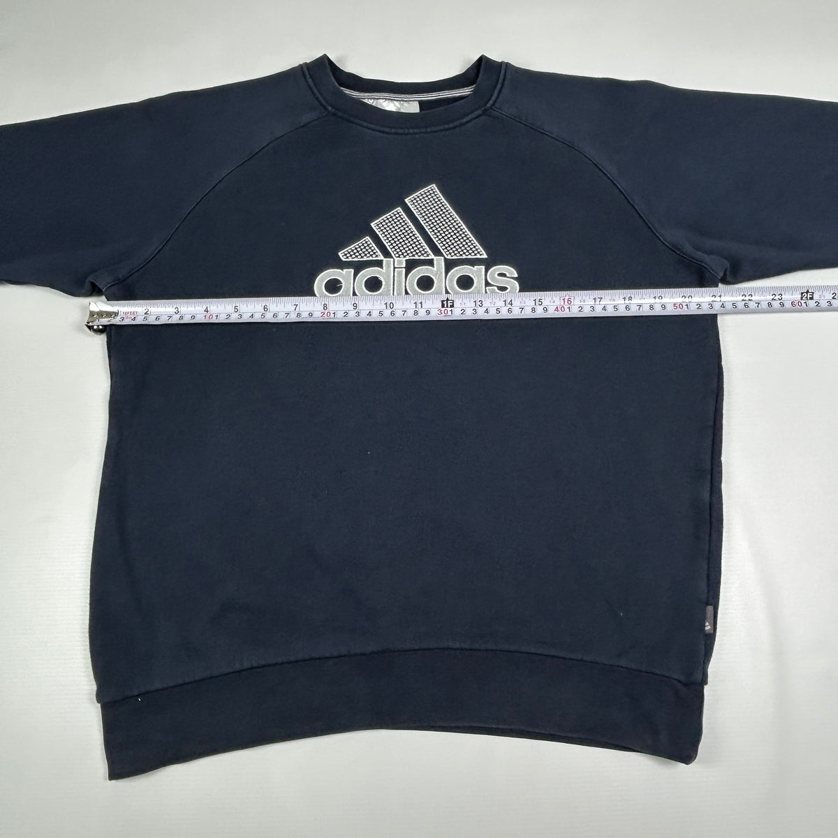 S - Vintage 2000's Adidas Sweatshirt