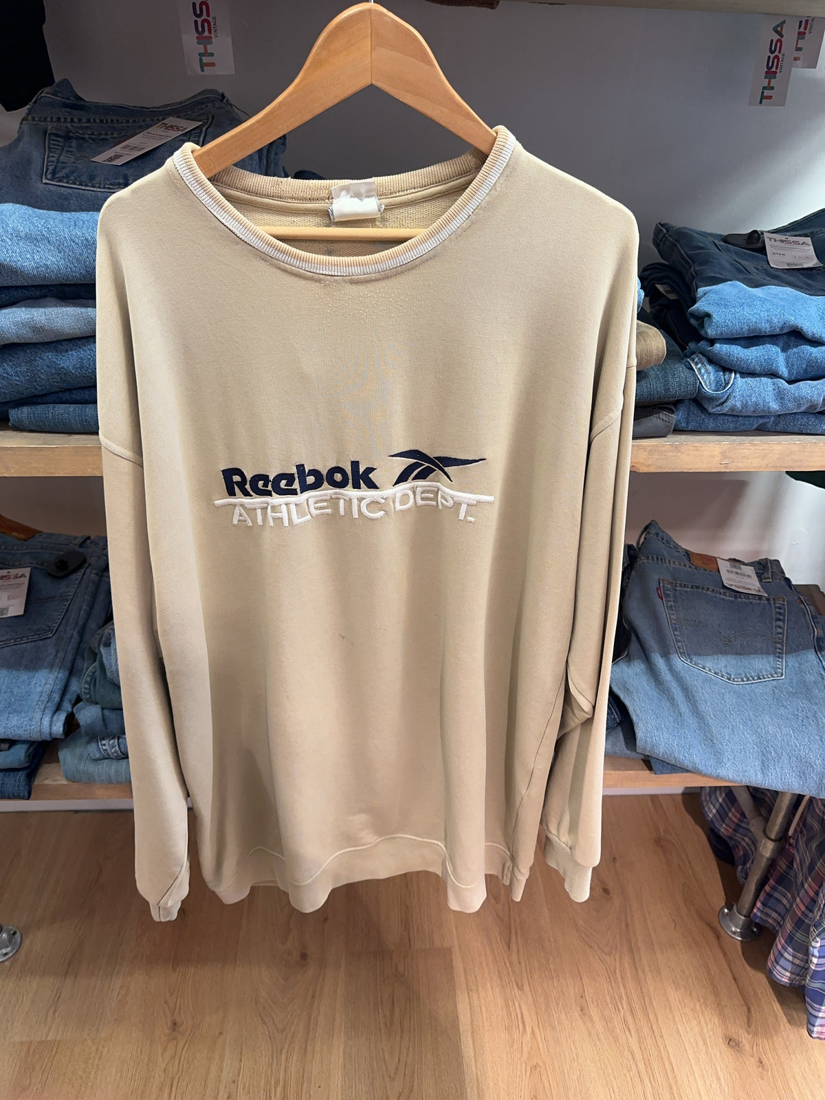 XL - Vintage 2000's Reebok Sweatshirt