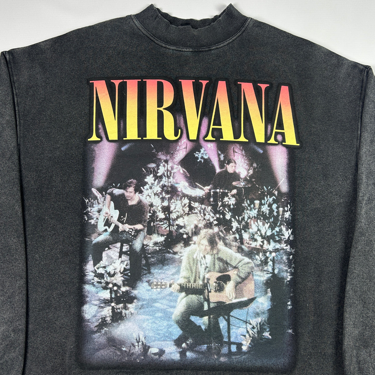 M - 2000's Nirvana Unplugged in New York Vintage Graphic Sweatshirt