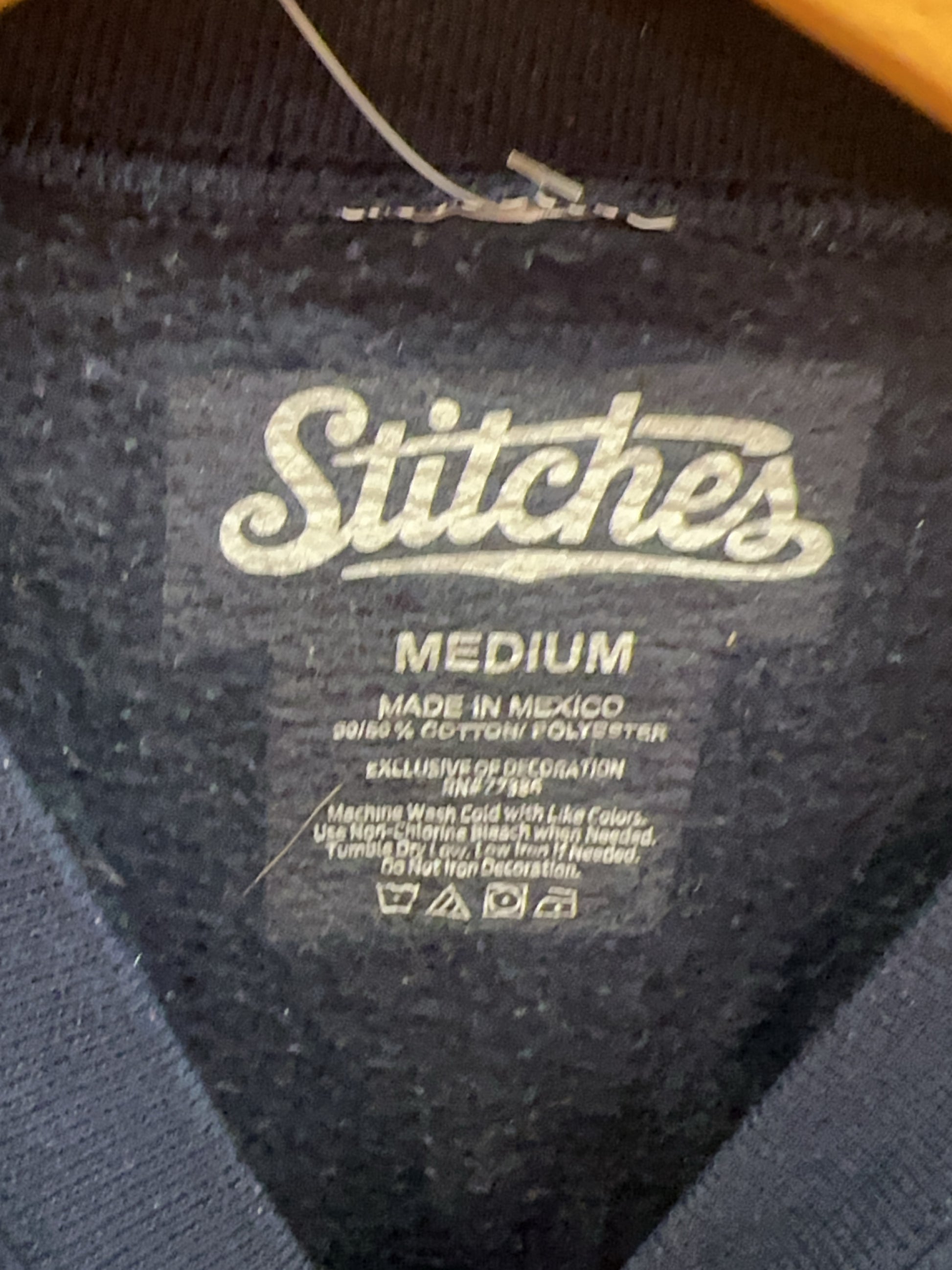 M - STITCHES MLB MENS BOSTON RED SOX CREW NECK PULLOVER SWEATSHIRT