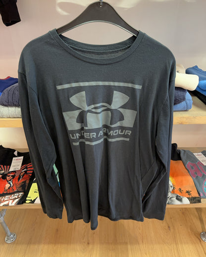 L - Under Armour Longsleeve