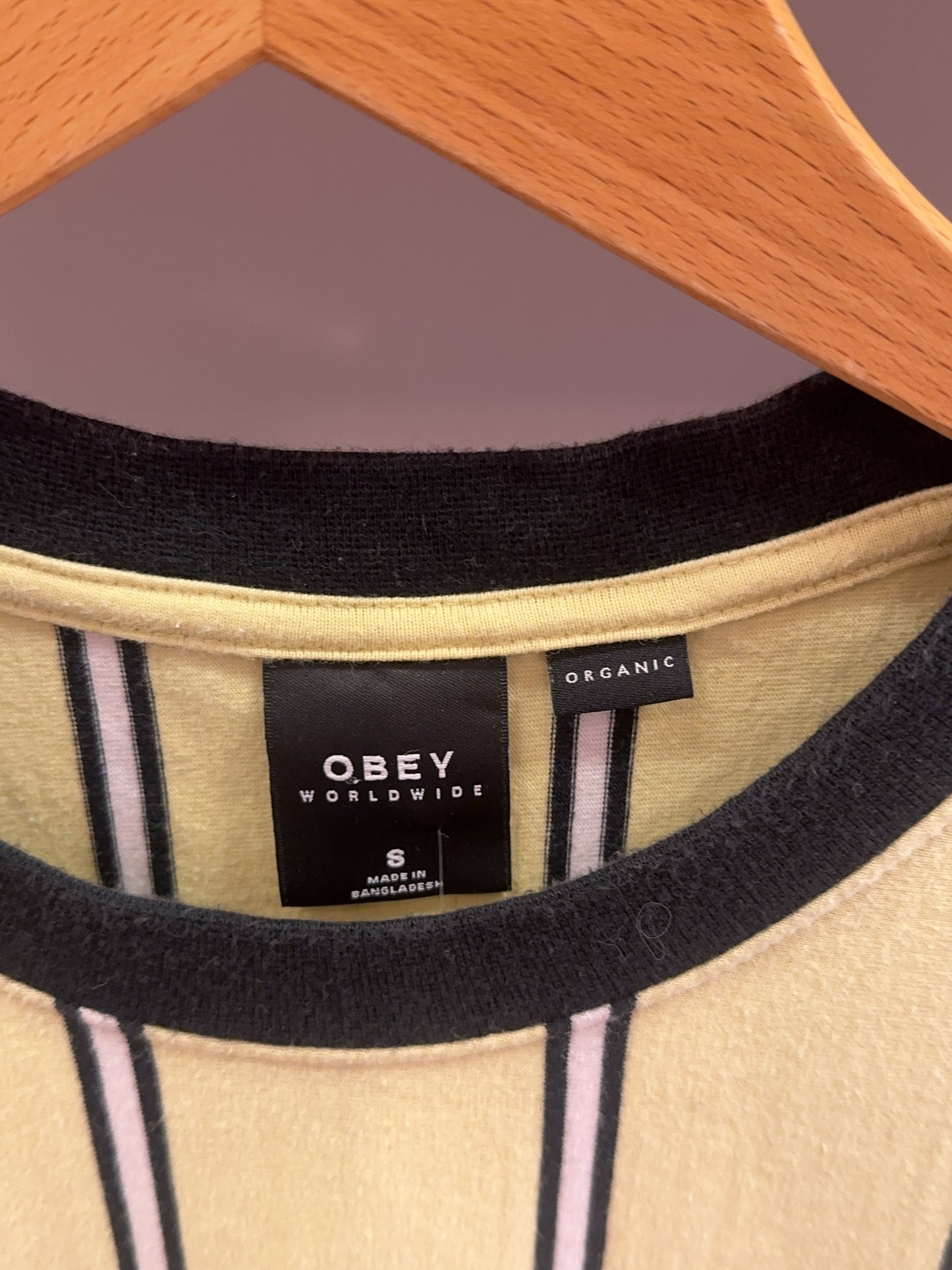 S - Obey T-shirt