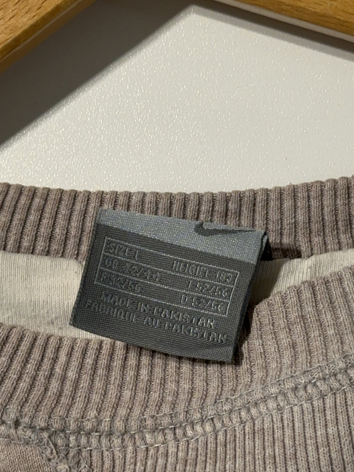 L - Vintage 2000's Nike Sweatshirt