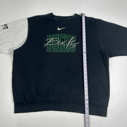 L - 2010's Nike NBA Milwaukee Bucks Crewneck Sweatshirt