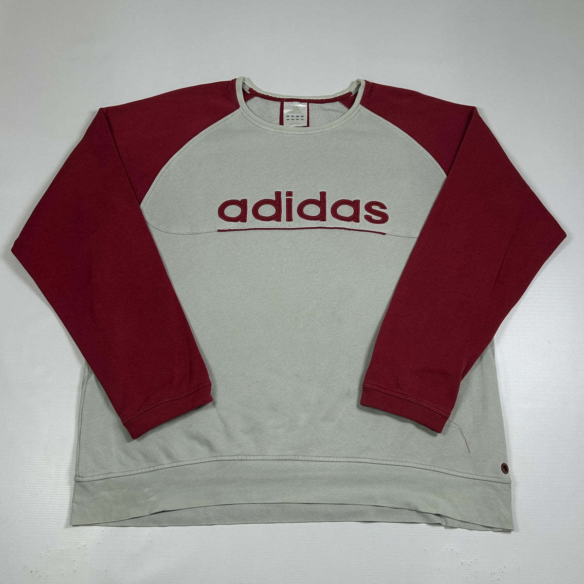 XL - Vintage 2000's Adidas Sweatshirt