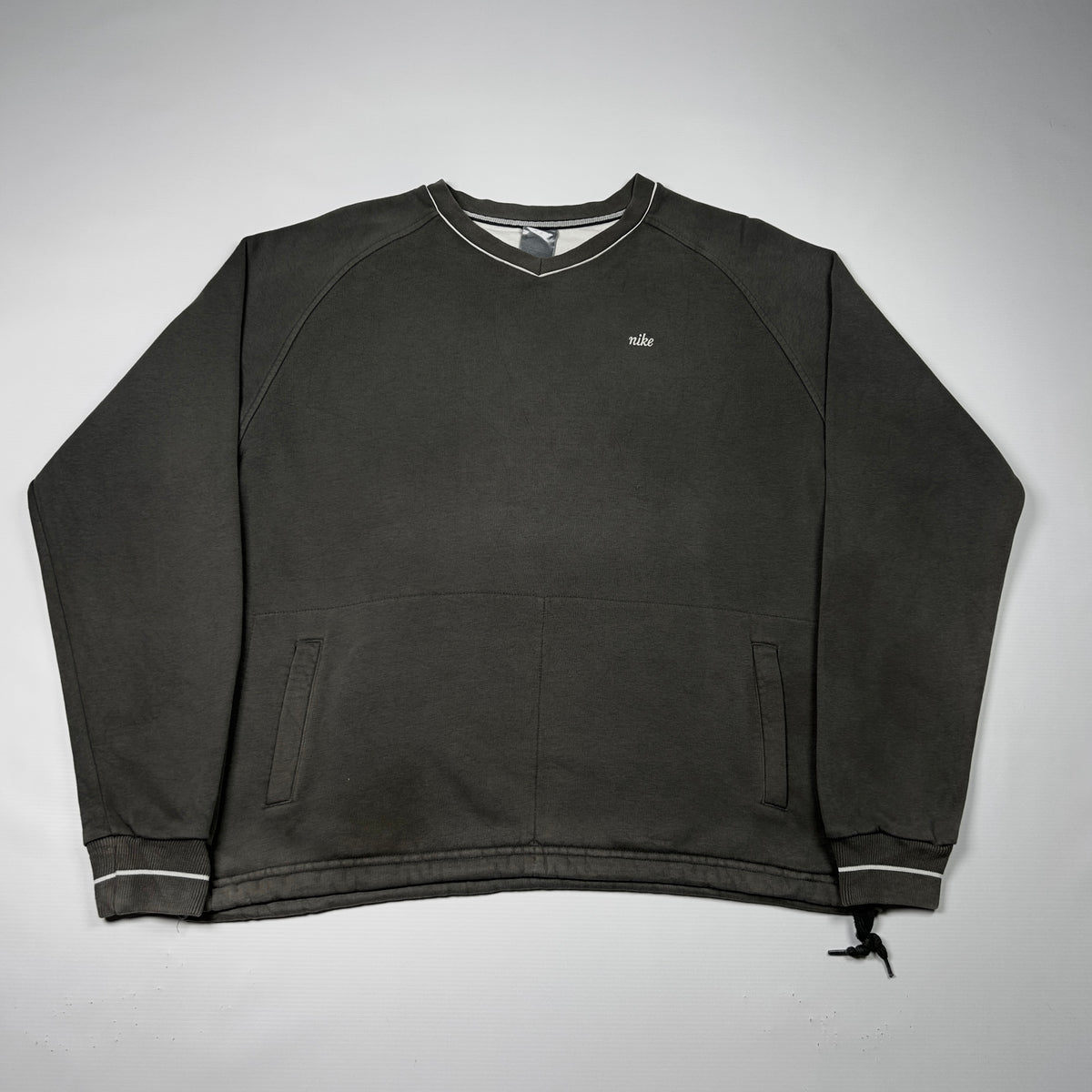 M - Vintage 2000's Nike Sweatshirt