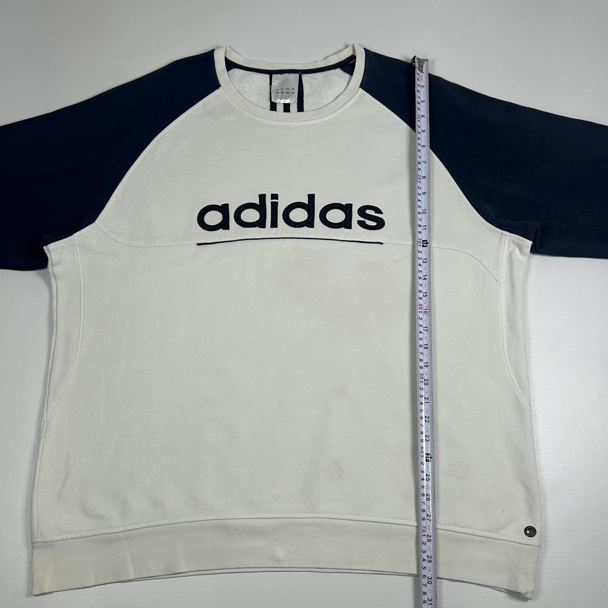 XL - Vintage 2000's Adidas Sweatshirt
