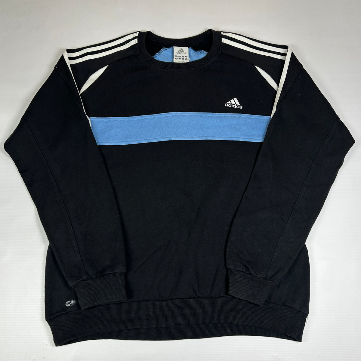 XL - Vintage 2000's Adidas Sweatshirt