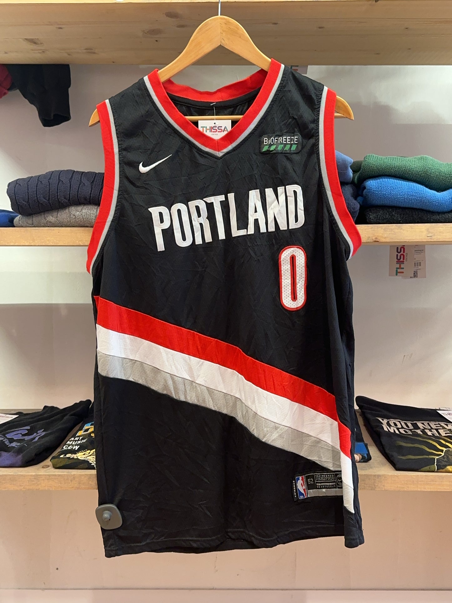 XL - Damian Lillard Portland Trail Blazers Nike Icon Swingman Jersey